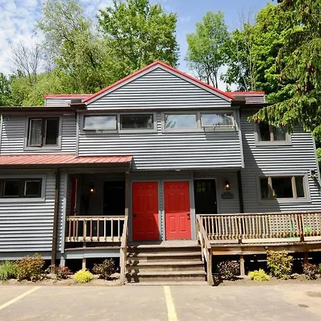 Ski Bike, Hike & Golf Townhouse W/ Hot Tub
